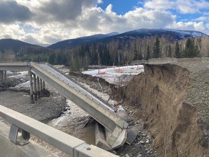 EarthTech Solutions Assists with B.C. Highway Emergency Flood Recovery